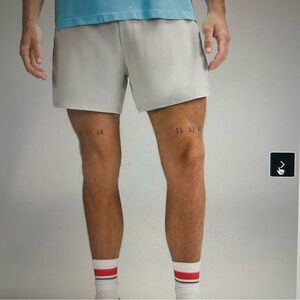 Men’s Lululemon Pace Breaker liner less short 7”